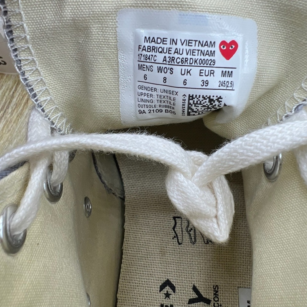 Comme des Garcons Play x Converse High Top Women's 8 Grey Black Heart 171847C - Picture 9 of 10